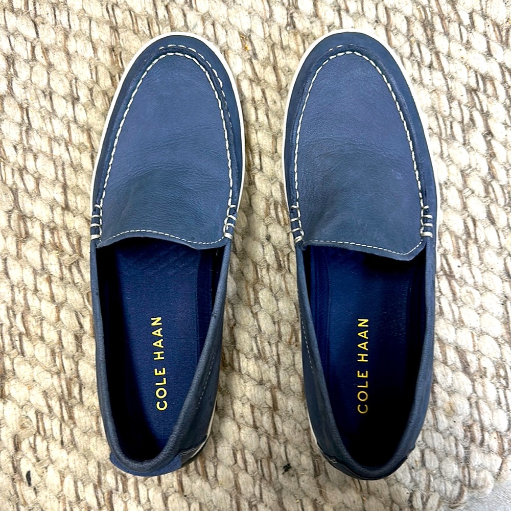 Cole Haan Blue Touring Shoes. Size 9.